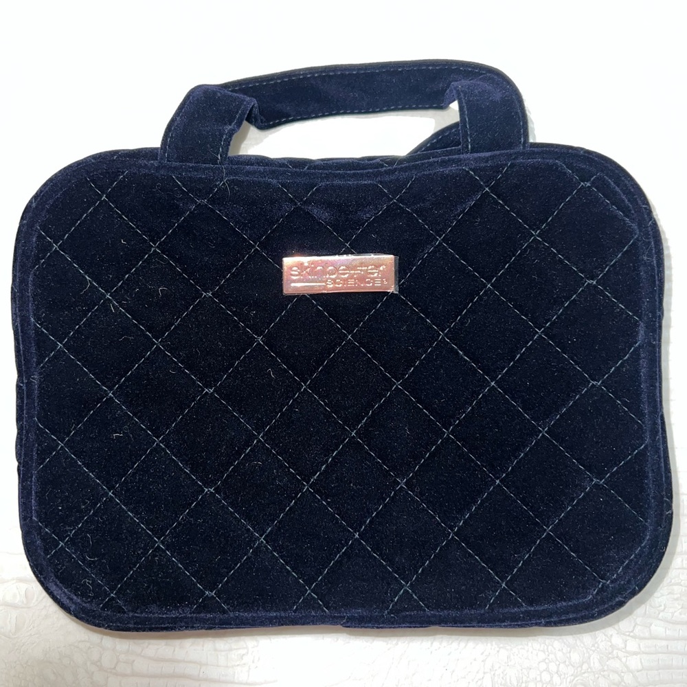 Navy Blue Velvet Travel Toiletry Bag – NEW